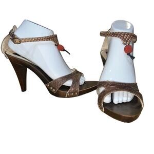 Kenzo wood heel accent detail ankle strap heels size 40 EU 8 US drop ball